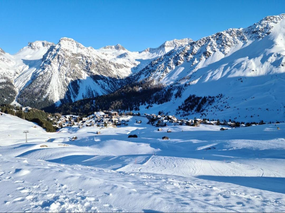 Fewo D'Rock Arosa- Center Of Nightlife By Nature Apartments Switzerland 部屋 写真